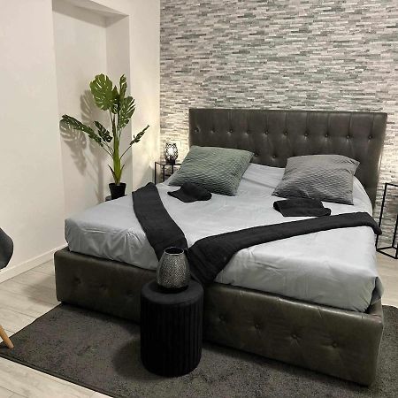 Destiny Home 3 Verona Borgo Roma Exterior foto