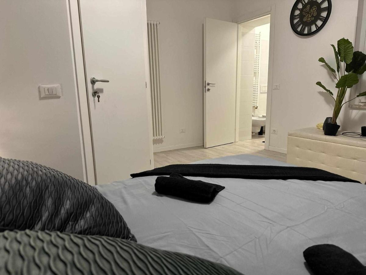 Destiny Home 3 Verona Borgo Roma Exterior foto